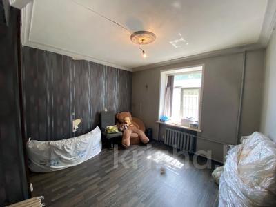 3-комнатная квартира · 64.7 м² · 2/5 этаж, Назарбаева 64 за 18 млн ₸ в Усть-Каменогорске