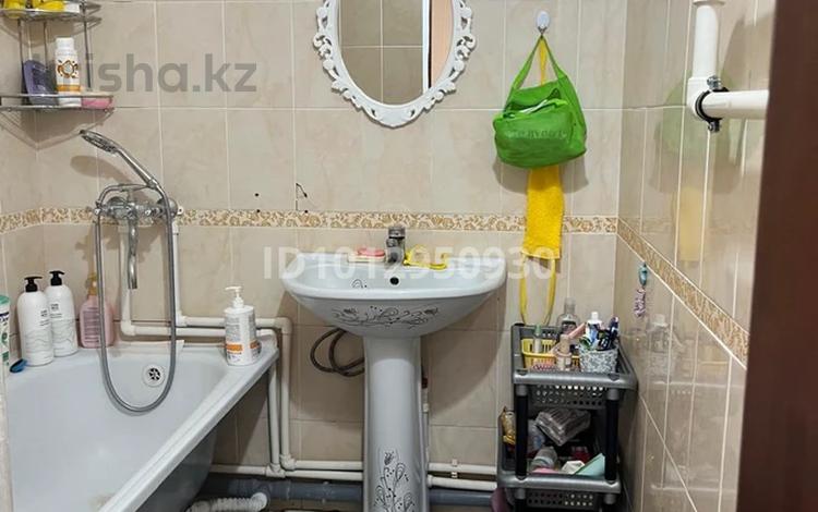 2-бөлмелі пәтер · 77 м² · 2/9 қабат, Нур Актобе 20В, бағасы: 18.5 млн ₸ — фото 2