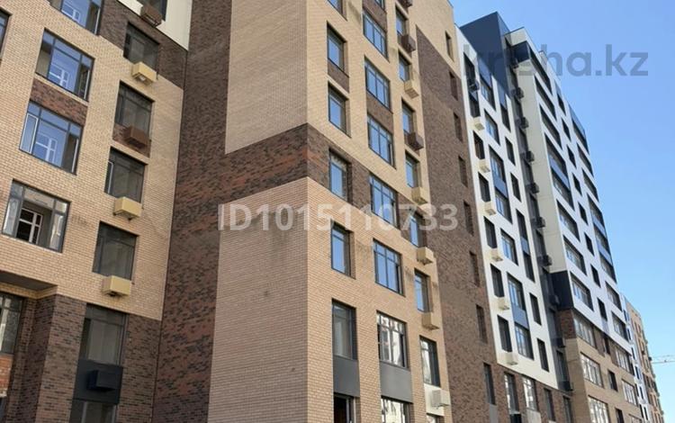 3-бөлмелі пәтер · 75 м² · 3/12 қабат, Проспект Улы Дала 40, бағасы: 45 млн ₸ в Астане, Нура р-н — фото 2