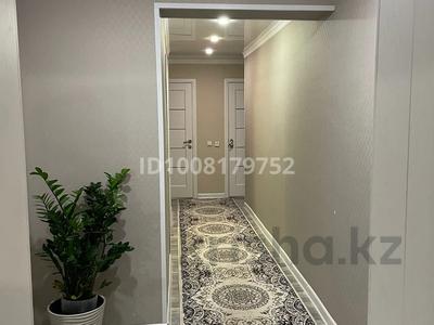 3-бөлмелі пәтер · 70 м² · 4/4 қабат, Ауэзова 11 — Район старой бани, бағасы: 24 млн ₸ в Аксу