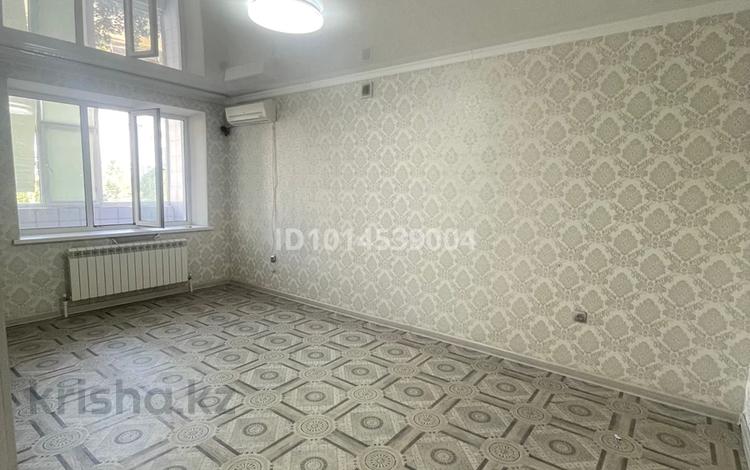 3-комнатная квартира · 80 м² · 2/5 этаж, мкр. Алтын орда, ​Батыс 2 микрорайон — Мустафа Шокай за 34.8 млн ₸ в Актобе — фото 2