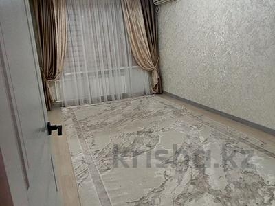 4-бөлмелі пәтер · 98 м² · 4/5 қабат, 28-й мкр 16 — 20Мектепке жакын. 3 садик бар . Акмаржан мен Акжелкен касы., бағасы: 25.5 млн ₸ в Актау