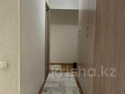 2-комнатная квартира · 45 м² · 1/5 этаж, мкр Аксай-2 за 27.5 млн ₸ в Алматы, Ауэзовский р-н