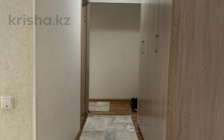 2-комнатная квартира · 45 м² · 1/5 этаж, мкр Аксай-2 за 27.5 млн ₸ в Алматы, Ауэзовский р-н — фото 2