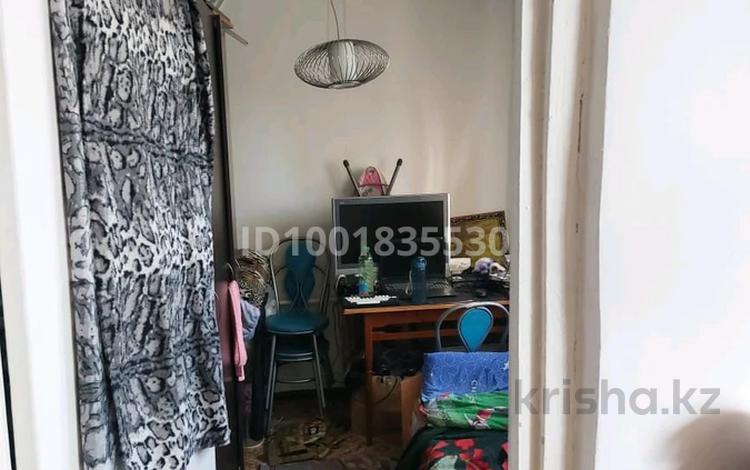 3-комнатная квартира · 50 м² · 5/5 этаж, 8-й микрорайон, 8 мик 12 за 170 000 ₸ в Костанае — фото 2