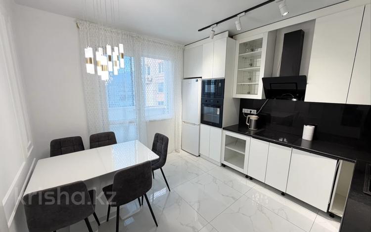 2-бөлмелі пәтер · 75 м² · 23/25 қабат, Абиша Кекилбайулы 270, бағасы: 69.5 млн ₸ в Алматы, Бостандыкский р-н — фото 2