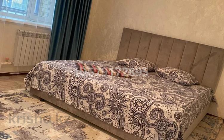 1-комнатная квартира · 46 м² · 1/9 этаж, Нур сити за 13 000 〒 в Актобе — фото 8