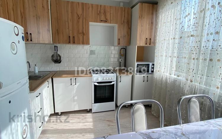 1-комнатная квартира · 40 м² · 5/5 этаж, 3мкр 2 за 15 000 ₸ в Конаеве — фото 2