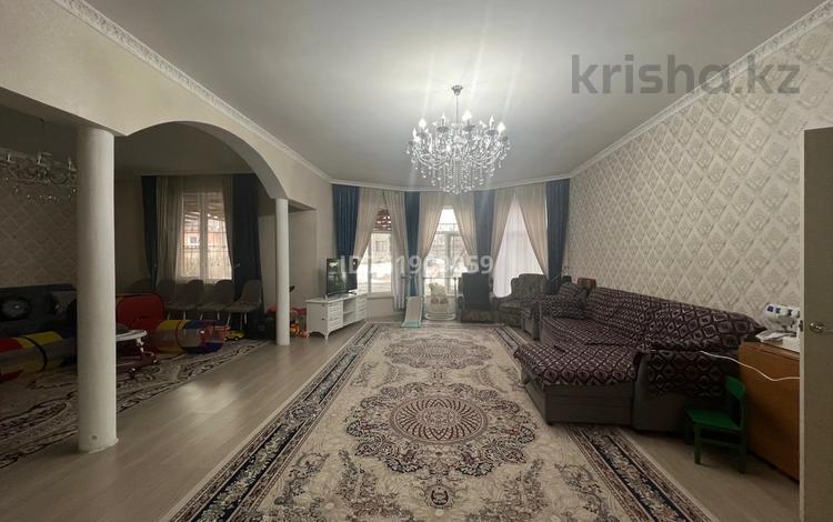 Отдельный дом · 7 комнат · 230 м² · 5 сот., Арман 10А — Суюнбай за 90 млн ₸ в  — фото 2