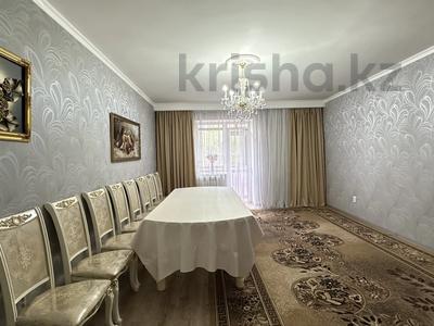 3-комнатная квартира · 89.7 м² · 1/3 этаж, мкр Михайловка , 83 квартал за 31 млн ₸ в Караганде, Казыбек би р-н