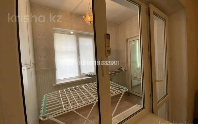 2-комнатная квартира · 60 м² · 1/5 этаж, мкр Сары Арка 32 за 20.5 млн ₸ в Атырау — фото 14