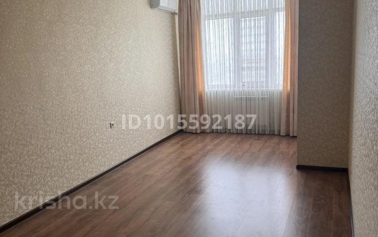4-комнатная квартира · 179 м² · 5/11 этаж, 29-й мкр 24 за 45 млн ₸ в Актау — фото 2