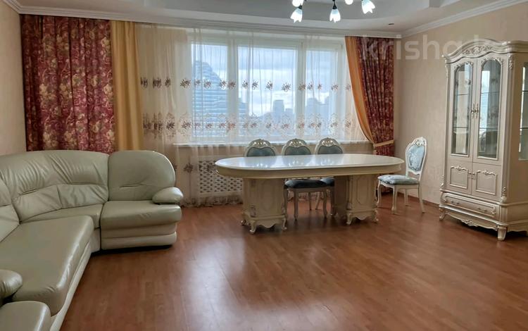 3-комнатная квартира, 115 м², 7/8 этаж помесячно, Достык 14 — Туркистан