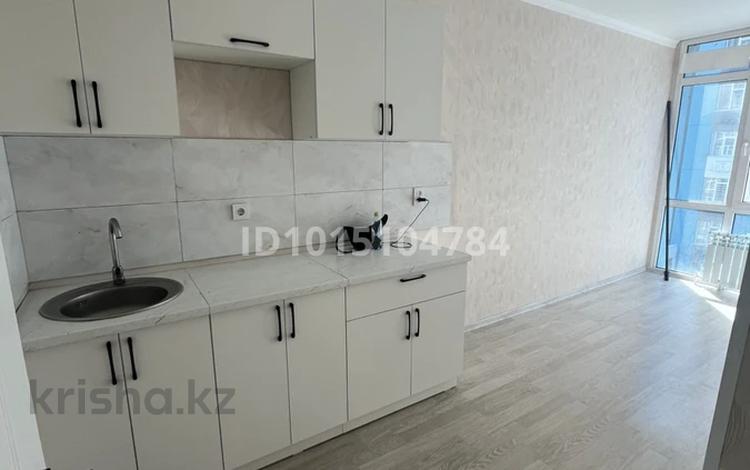 1-бөлмелі пәтер · 39 м² · 4/9 қабат, Көкжиек ш/а., Жолымбет 65 к17, бағасы: 160 000 ₸ в Алматы, Жетысуский р-н — фото 2
