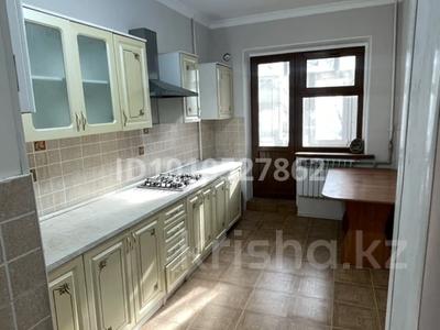 3-комнатная квартира · 69 м² · 2/5 этаж, Водник 1 43/13 — Рядом садик за 200 000 〒 в Боралдае (Бурундай), мкр Водник-1