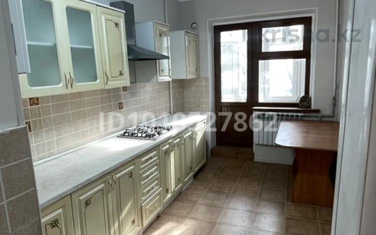 3-комнатная квартира · 69 м² · 2/5 этаж, Водник 1 43/13 — Рядом садик за 200 000 〒 в Боралдае (Бурундай), мкр Водник-1 — фото 2