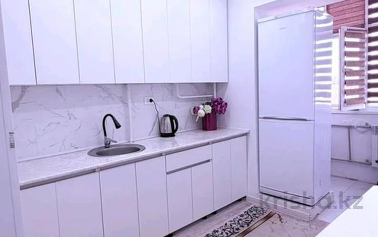 1-бөлмелі пәтер · 33 м² · 2/5 қабат, 22-ш/а. 7б, бағасы: 6.8 млн ₸ в Актау, 22-й мкр — фото 2