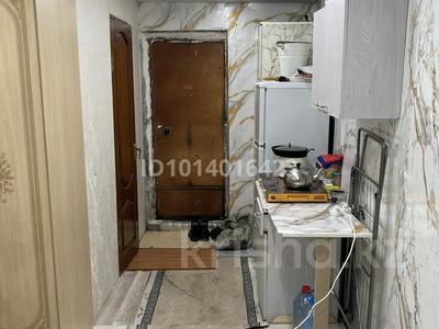 1-бөлмелі пәтер · 18 м² · 1/5 қабат, Хамида Чурина 119 — Назарбаева Абая, бағасы: 5.3 млн ₸ в Уральске, мкр Школьник