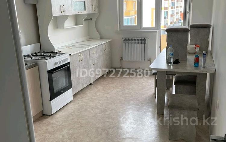 3-бөлмелі пәтер, 75 м², 4/5 қабат ай сайын, 15микр 40 — Мечеть, бағасы: 120 000 〒 в Таразе — фото 2