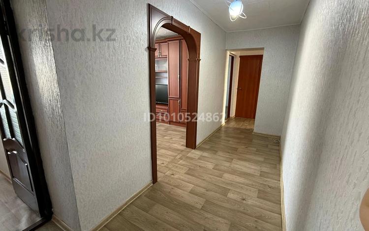 3-бөлмелі пәтер · 61.7 м² · 8/9 қабат, мкр Юго-Восток, Сатыбалдина 27, бағасы: 22.9 млн ₸ в Караганде, Казыбек би р-н — фото 2