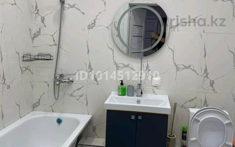 1-комнатная квартира · 49 м² · 16/18 этаж, Туран — №26 за 300 000 ₸ в Астане, Нура р-н — фото 9