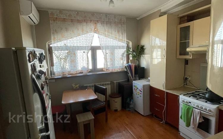 2-комнатная квартира · 59.7 м² · 9/9 этаж, мкр Аксай-4 за 33.5 млн ₸ в Алматы, Ауэзовский р-н — фото 8