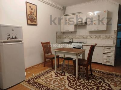 2-бөлмелі пәтер · 50 м² · 3 қабат, Орманова — Толе би, бағасы: 250 000 ₸ в Алматы, Медеуский р-н