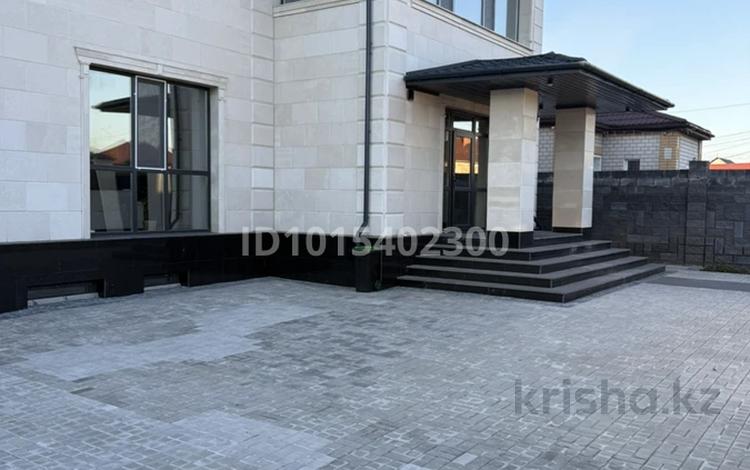 Отдельный дом · 5 комнат · 435 м² · 10 сот., Радио завод проезд Б за 299 млн ₸ в Павлодаре — фото 2