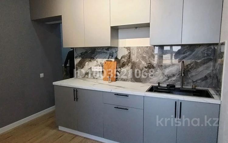 1-комнатная квартира · 40 м² · 9/9 этаж, E-669 13 за 230 000 ₸ в Астане, Есильский р-н — фото 2
