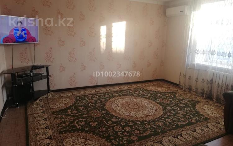 3-комнатная квартира · 90 м² · 4/6 этаж, мкр Болашак, Болашақ ш/а. 129Д — Бөкенбай батыр көшесі за 26 млн 〒 в Актобе — фото 2