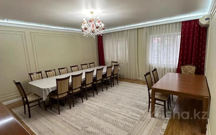 Отдельный дом · 6 комнат · 187 м² · 10 сот., Таумана Амандосова за 1 млн ₸ в Атырау — фото 2