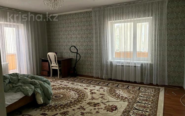 4-бөлмелі пәтер · 120 м² · 1/5 қабат, Акын сара 102, бағасы: 37 млн ₸ в Талдыкоргане — фото 5