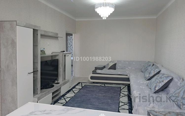 4-бөлмелі пәтер · 80 м² · 5/5 қабат, 8-й микрорайон, Бейбитшилык 64, бағасы: 46 млн ₸ в Шымкенте, Туран р-н — фото 2