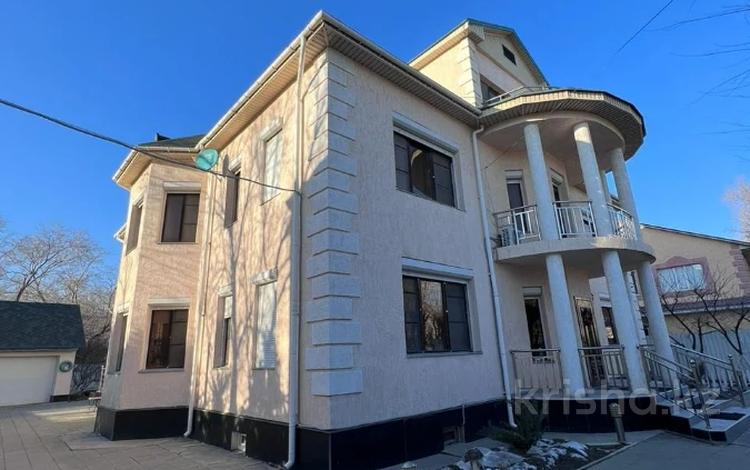Жеке үй · 7 бөлме · 550 м² · 10 сот., Мкр Каспий 4, бағасы: 1.8 млн 〒 в Атырау — фото 17
