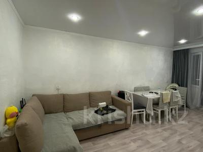 2-комнатная квартира · 48 м² · 5/5 этаж, Строителей 28 за 9.7 млн ₸ в Аксу