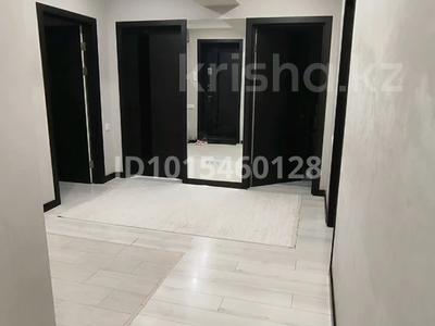 4-комнатная квартира · 110 м² · 2/5 этаж, Ади шарипова 5а за 45 млн ₸ в Атырау, мкр Жилгородок