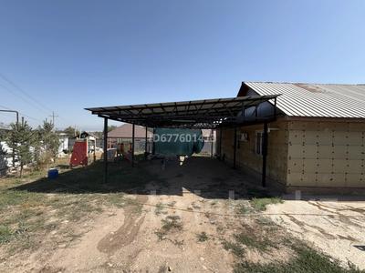 Саяжай · 3 бөлме · 100 м² · 5 жүзд., 20 квартал 2 — Рядом с магазином Бак-Нур, бағасы: 32 млн ₸ в Кемертогане