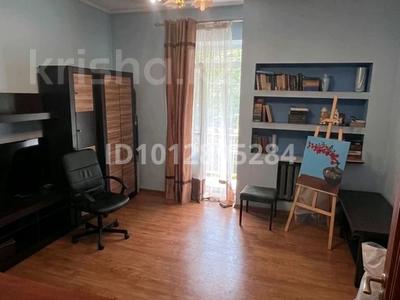 2-комнатная квартира · 42 м² · 2/2 этаж, ул. Магаза Масанчи 89 — метро Байконыр , Каз НТУ, Центральный стадион за 42 млн ₸ в Алматы, Бостандыкский р-н