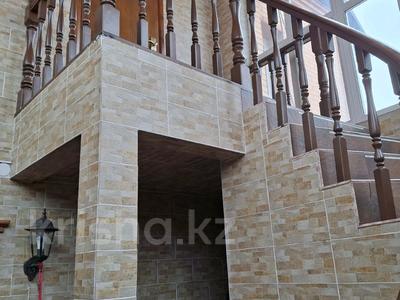 Отдельный дом · 7 комнат · 320 м², Белорусская 3 — Гоголя за 1.5 млн 〒 в Караганде, Казыбек би р-н