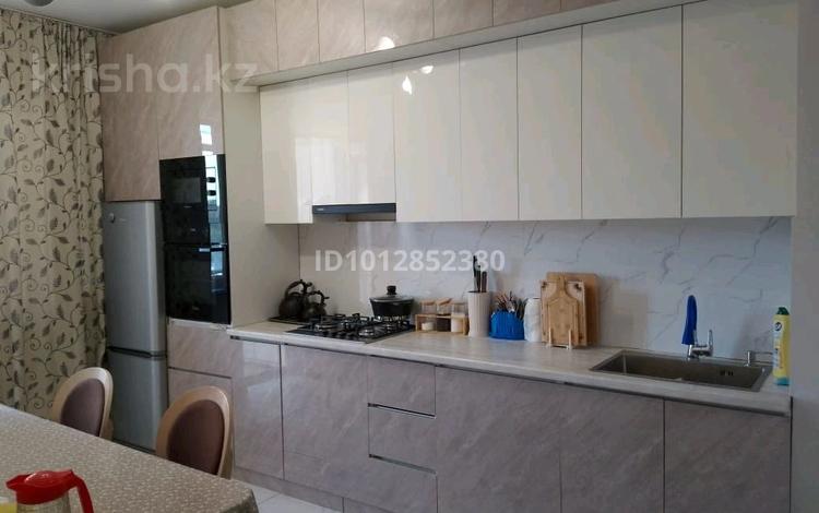 2-бөлмелі пәтер · 70.5 м² · 1/7 қабат, Федосеева 38В, бағасы: 48 млн ₸ в Алматы, Турксибский р-н — фото 2