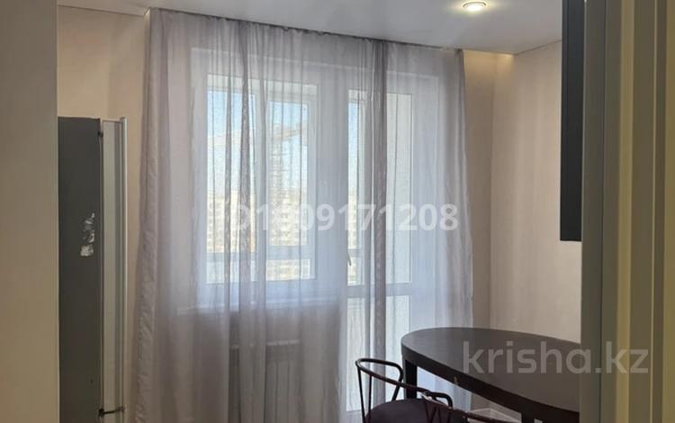 1-бөлмелі пәтер · 42 м² · 10/20 қабат, Жургенова 19 — Байтурсынова, бағасы: 26.5 млн ₸ в Астане, Сарайшык р-н — фото 2