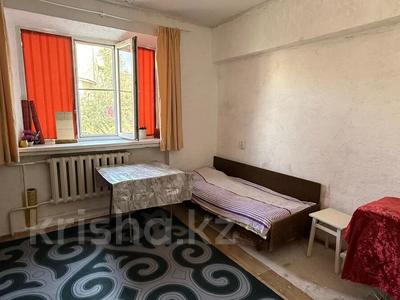 1-бөлмелі пәтер · 13 м² · 3/5 қабат, Тынышбаева, бағасы: 7 млн ₸ в Алматы, Турксибский р-н