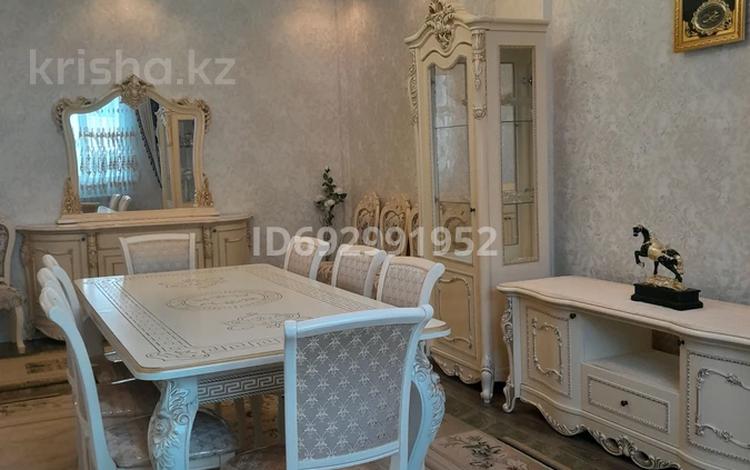 4-комнатная квартира · 137 м² · 3/5 этаж, Маяковского — Абая за 25 000 〒 в Таразе — фото 5