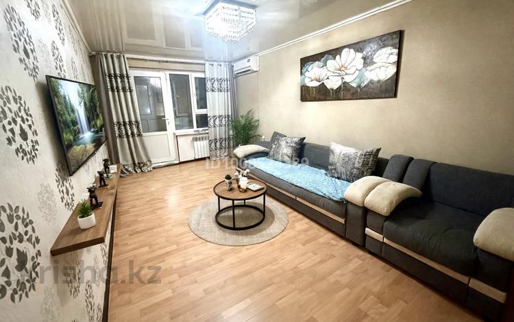 2-бөлмелі пәтер · 54 м² · 3/5 қабат, Авангард-4 3а — Напротив колледжа транспорта и коммуникаций, бағасы: 12 000 〒 в Атырау, мкр Авангард-4 — фото 2