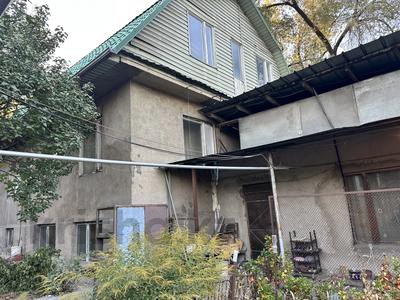 Отдельный дом · 10 комнат · 300 м² · 9.6 сот., Жансугурова 369 за 76 млн 〒 в Алматы, Турксибский р-н