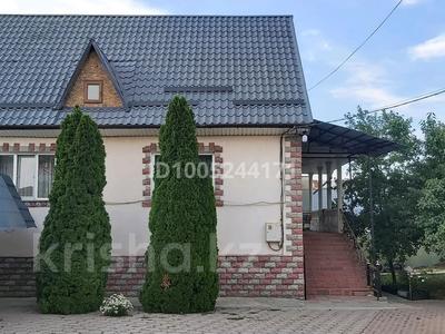 Отдельный дом · 6 комнат · 296 м², мкр Нур Алатау за 1.8 млн 〒 в Алматы, Бостандыкский р-н
