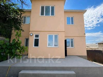 7-комнатная квартира · 200 м² · 2/2 этаж, Ынтымак за 28.8 млн ₸ в Кызылтобе