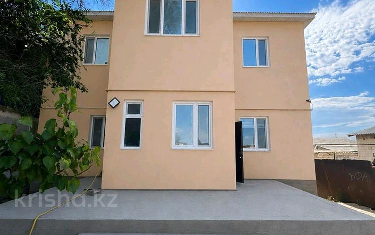 7-комнатная квартира · 200 м² · 2/2 этаж, Ынтымак за 28.8 млн ₸ в Кызылтобе — фото 2