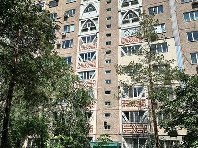 1-комнатная квартира, 40 м², 5/9 этаж, мкр Аксай-4 за 23.5 млн 〒 в Алматы, Ауэзовский р-н