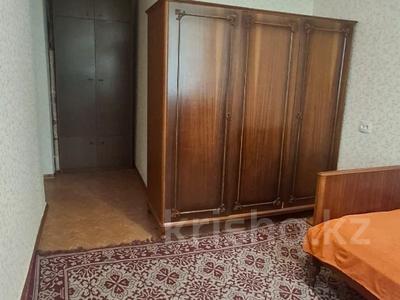 3-комнатная квартира · 63.9 м² · 4/12 этаж, мкр Аксай-1 25 за 37.5 млн ₸ в Алматы, Ауэзовский р-н